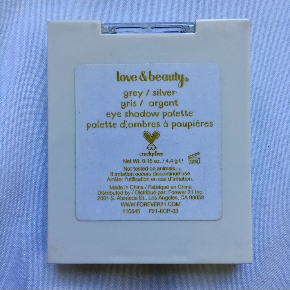 Makeup Bundle - Picture 5 of 8