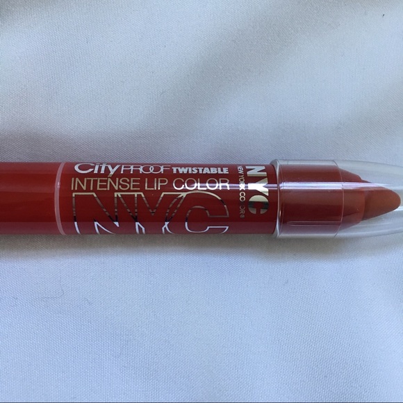 Makeup Bundle - Picture 2 of 8