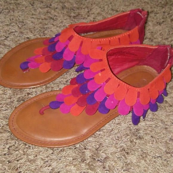 Shoes - Picture 3 of 3