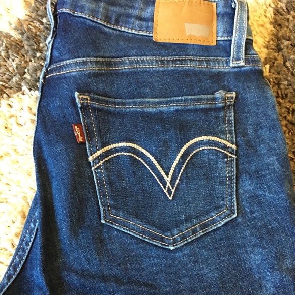 Levi's Jeans π - Picture 2 of 3