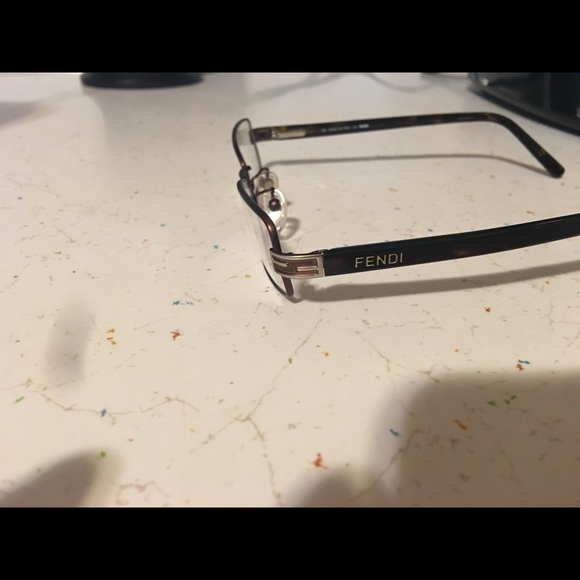 Fendi reading glasses (frame) - Picture 2 of 5
