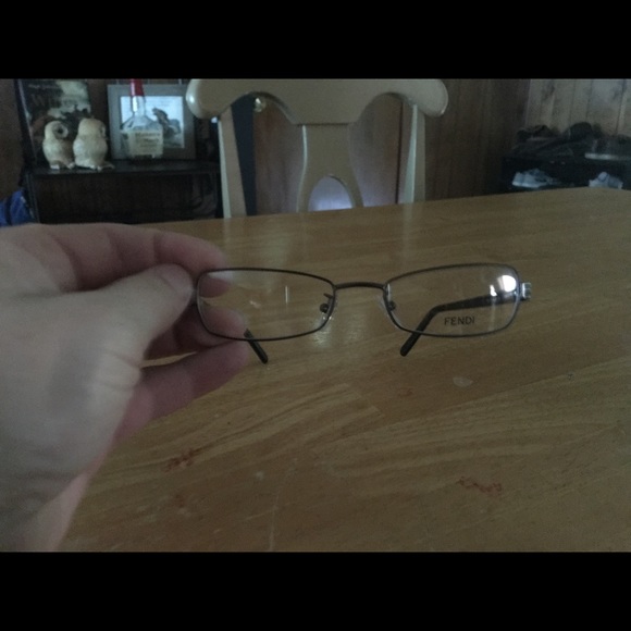 Fendi reading glasses (frame) - Picture 3 of 5