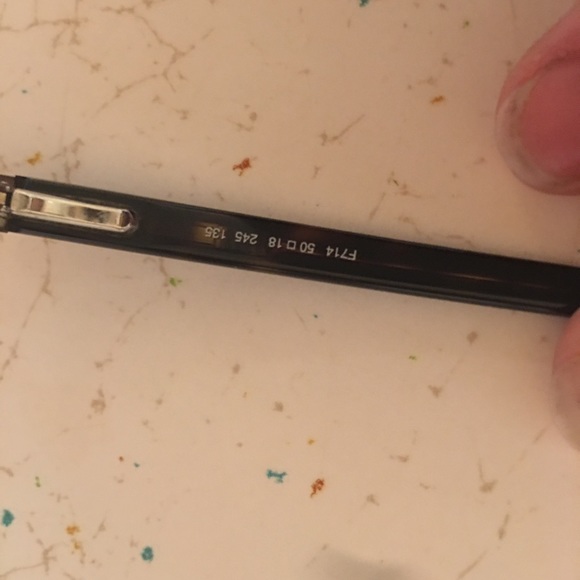 Fendi reading glasses (frame) - Picture 4 of 5