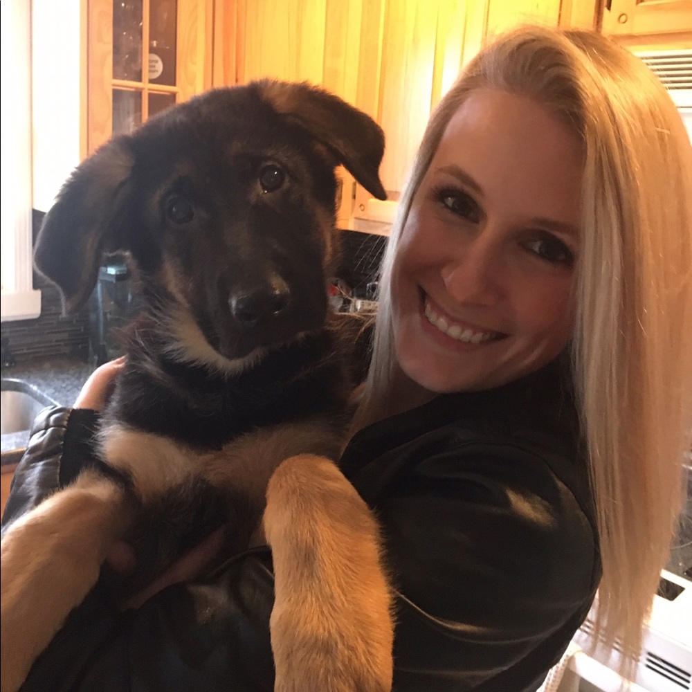 Meet your Posher, Lauren