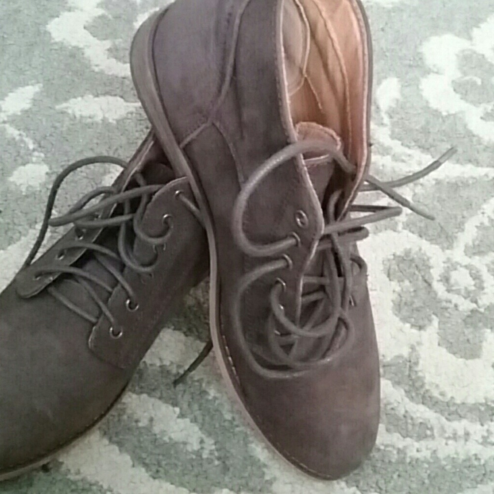 Womens shoes