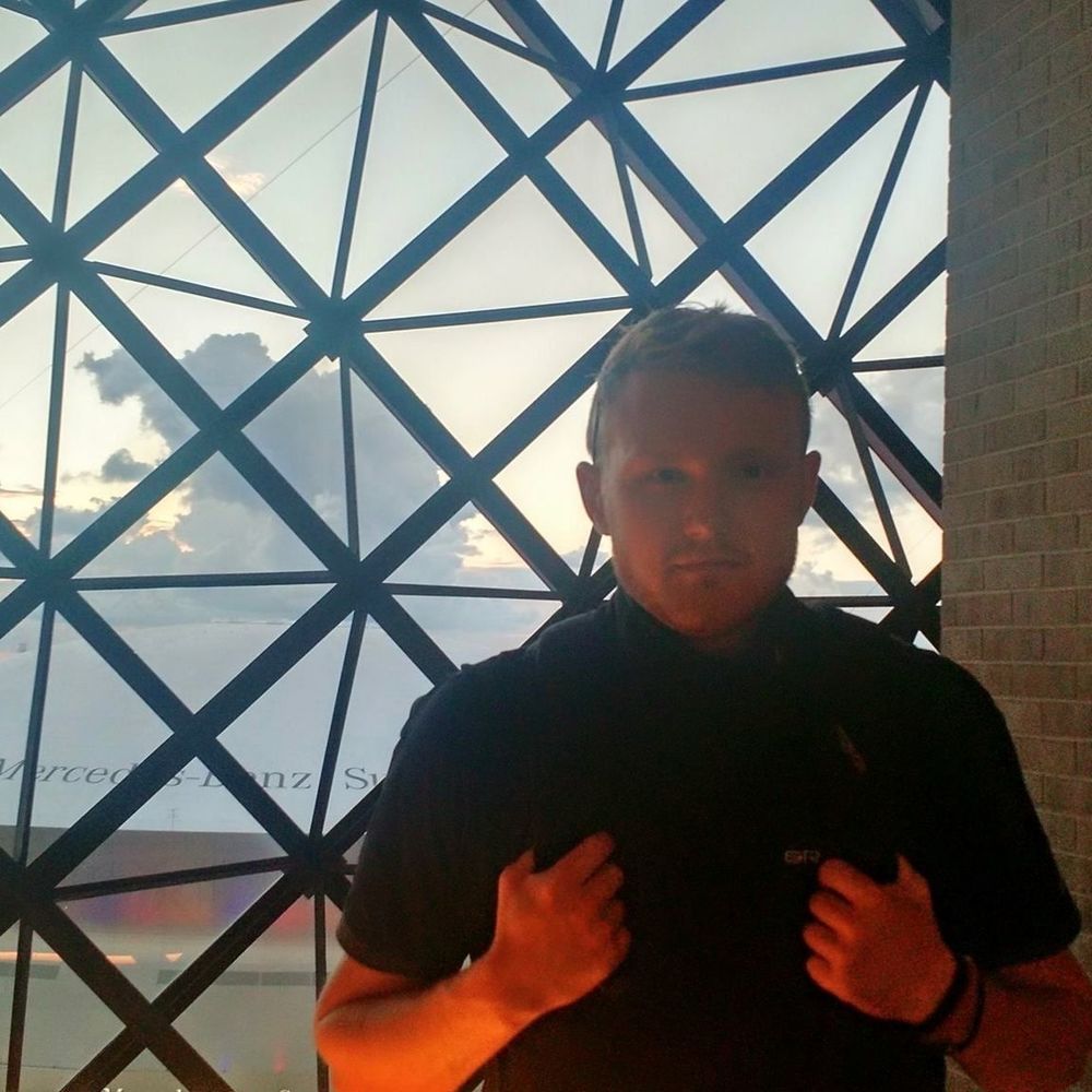 Meet your Posher, Chase