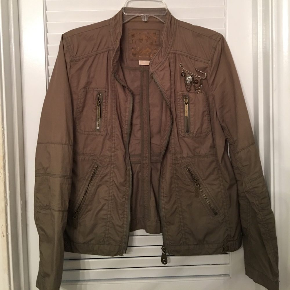 Light weight bomber jacket