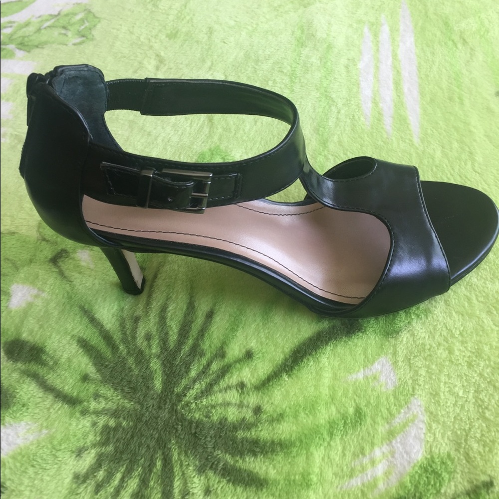 ❌❌SOLD❌❌ - Picture 4 of 5