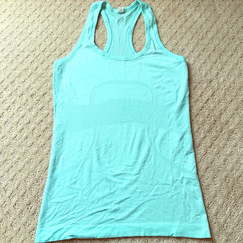 Lululemon tank