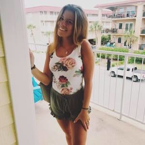 Meet your Posher, Makayla