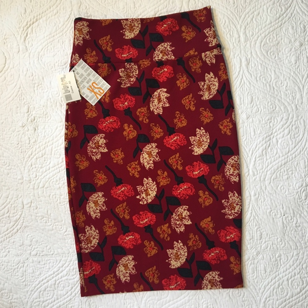 NWT lularoe Cassie pencil skirt XS