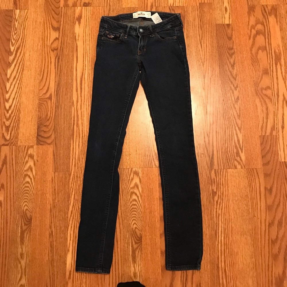 Hollister skinny jeans!