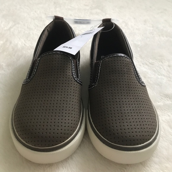 NWT Gap Factory toddler boy shoes 8 - Picture 2 of 4