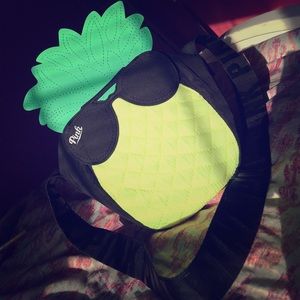 Mini Pineapple Cooler