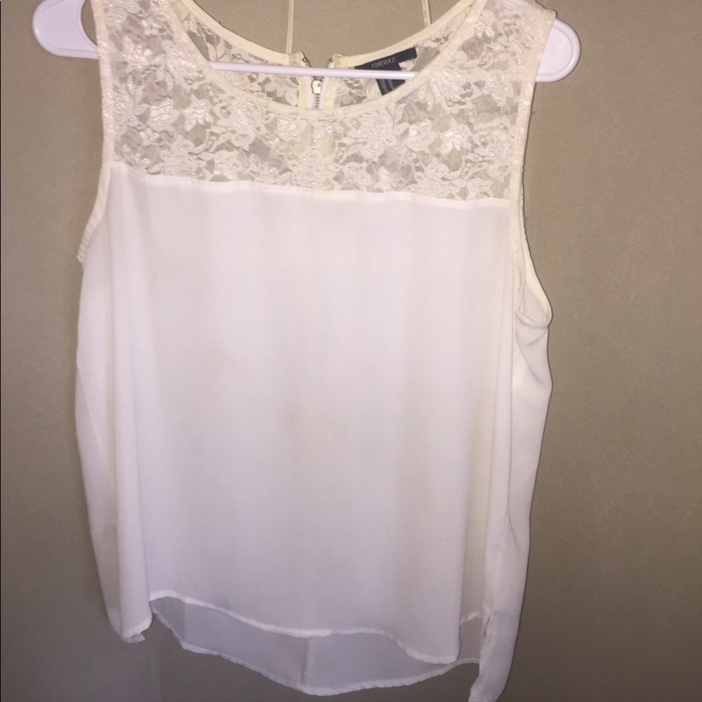 Cute white top