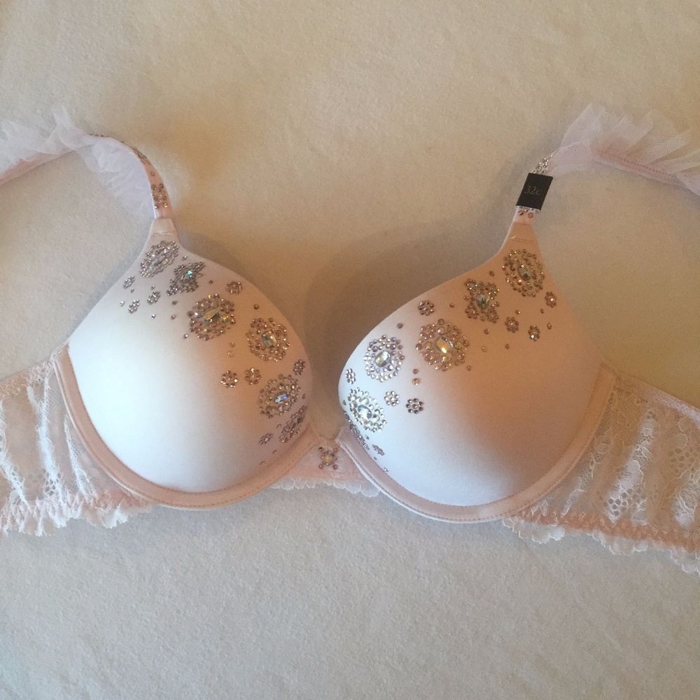 Victoria's Secret Swarovski Push-up Bra - Picture 2 of 8