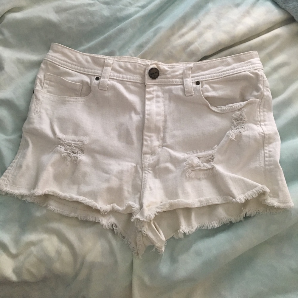 White high waisted shorts