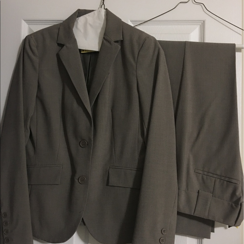 New York & Company Suit