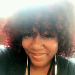 Meet your Posher, Constance