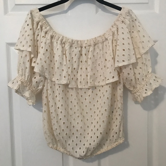 Off the shoulder eyelet top - Picture 4 of 5