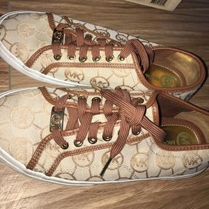 Michael kors shoes❕❕