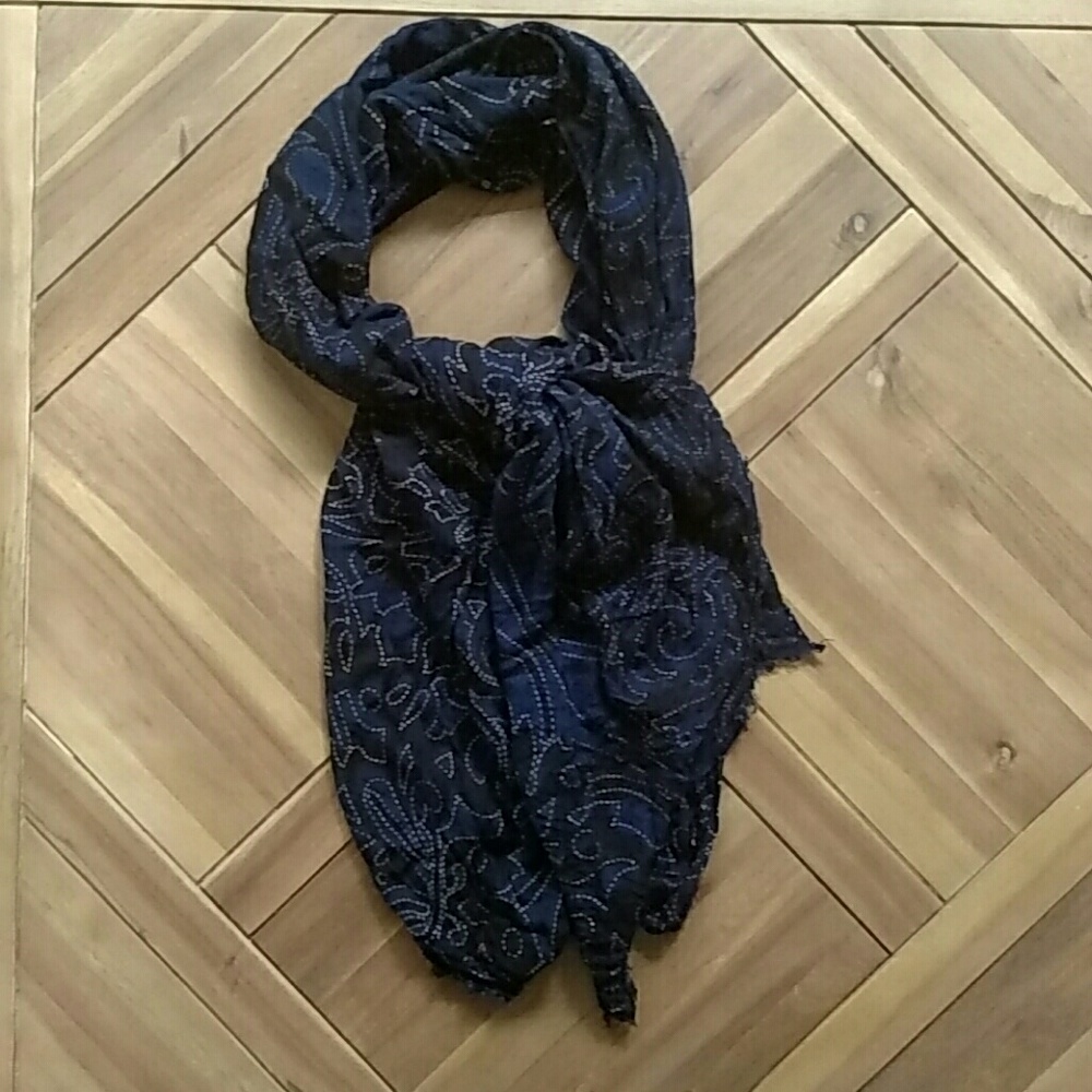Black n blue scarf