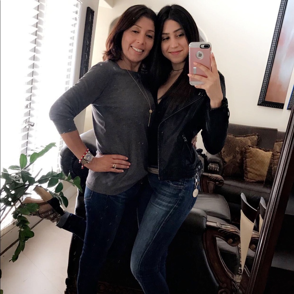 Meet your Posher, Imelda