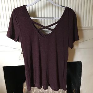 V-neck tee, maroon