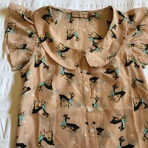 🦌 Deer print blouse with Peter Pan collar.