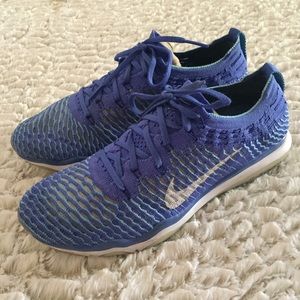 Blue Nike Zoom Flyknit Shoes