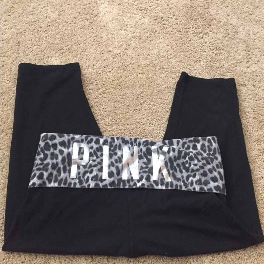 Pink cropped yoga pants size medium