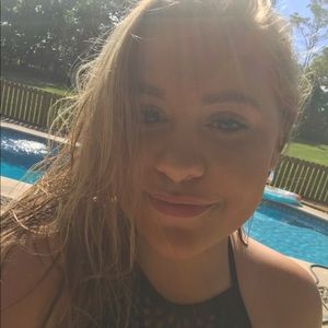 Meet your Posher, Megan