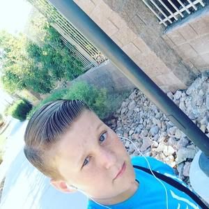 Meet your Posher, Devin