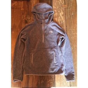 North Face Pullover Sweatshirt!