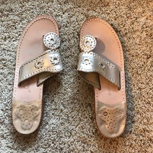 Jack Roger Hamptons Sandal in platinum