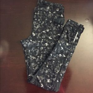 Athleta Be Free Tight