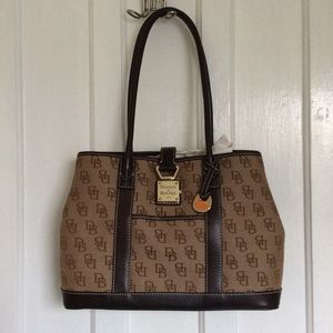 Dooney & Bourke Logo tote