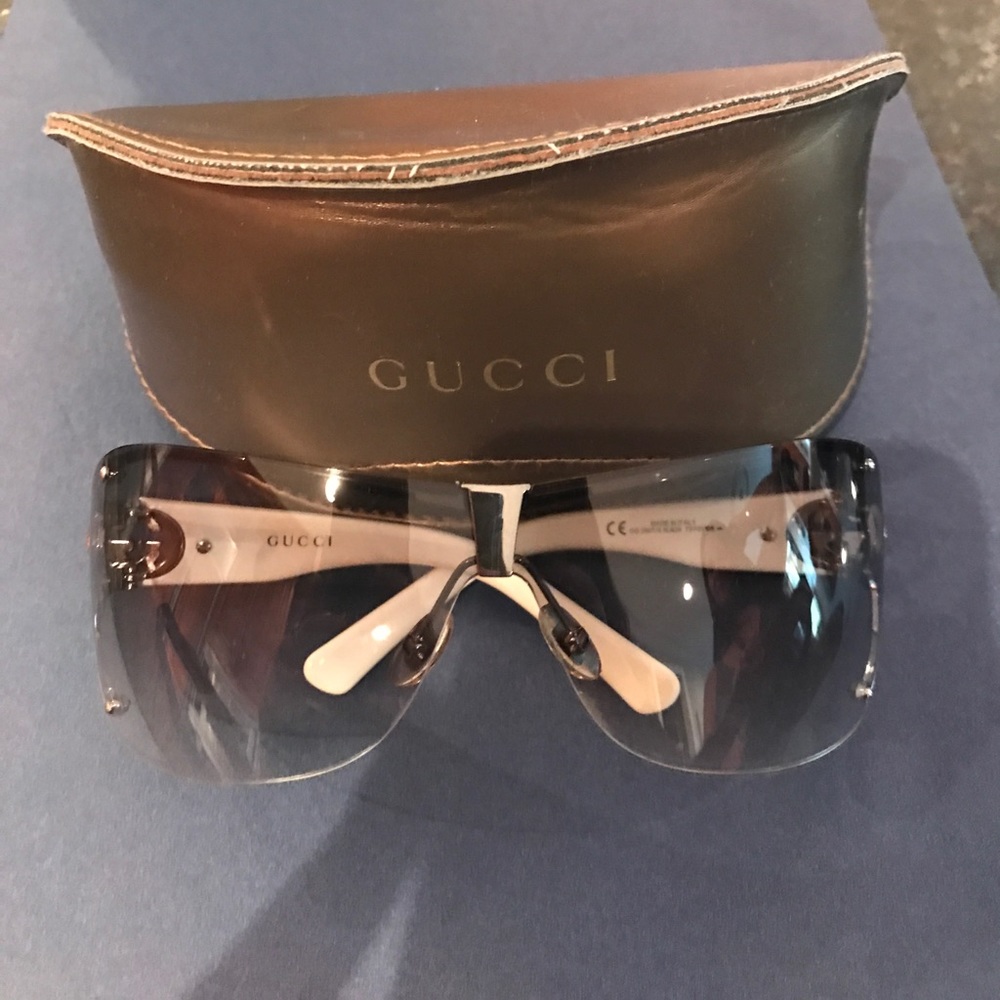 Gucci sunglasses with case