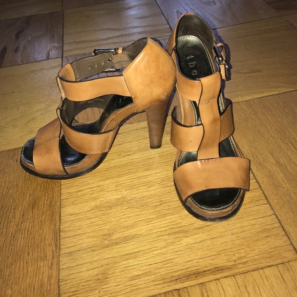 Theory Sandles - Picture 2 of 7