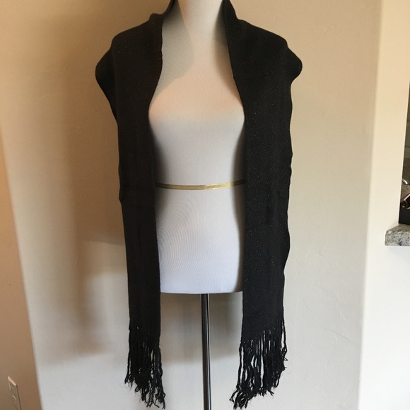 Express Fringe Scarf - Picture 2 of 9