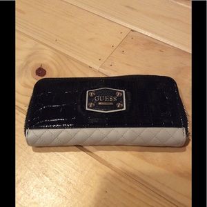 Guess Wallet