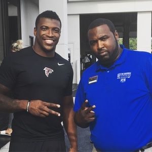 Meet your Posher, Melvin