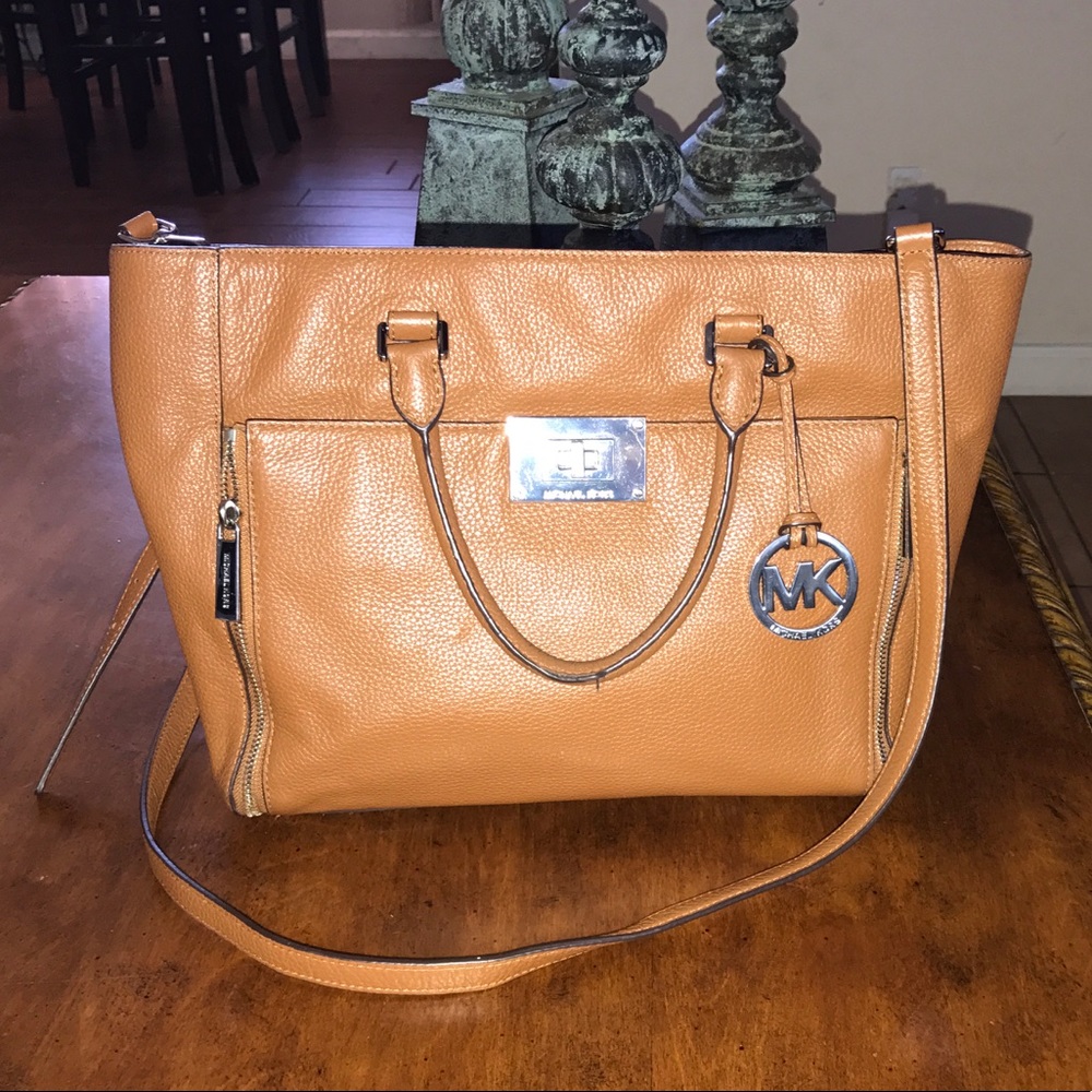 Michael kors leather satchel purse