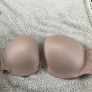 Strapless Bra with straps