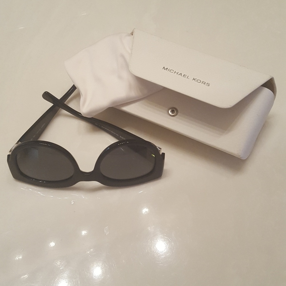 Black Michael Kors Villefranche Sunglasses