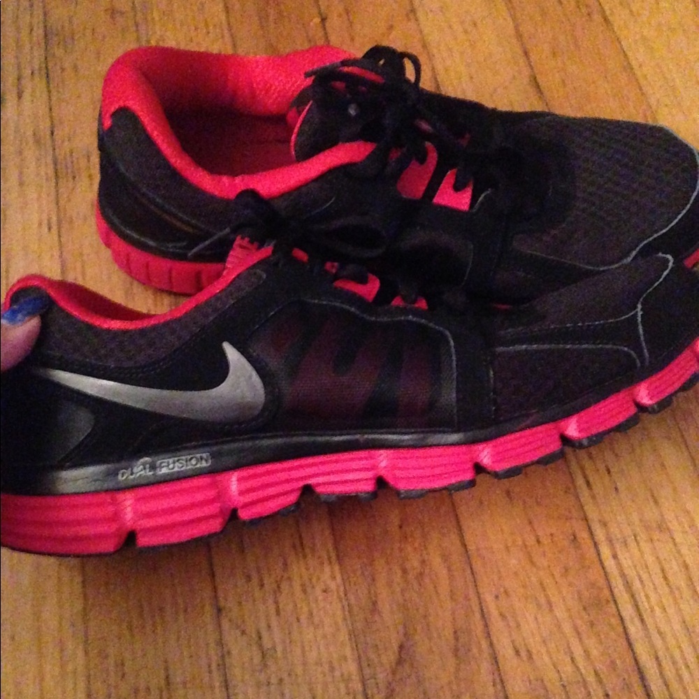 Nike dual fusion st 2 men's