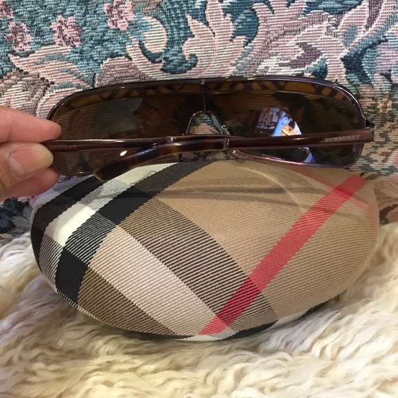 Authentic BURBERRY main image 5