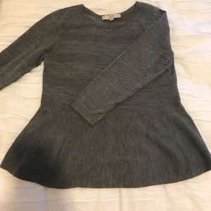 LOFT Gray knit peplum top