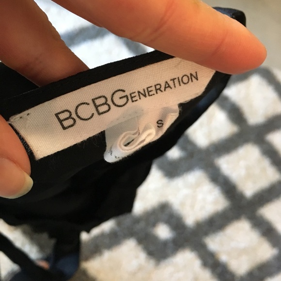 BCBGeneration• Black Asymmetrical Top - Picture 6 of 6