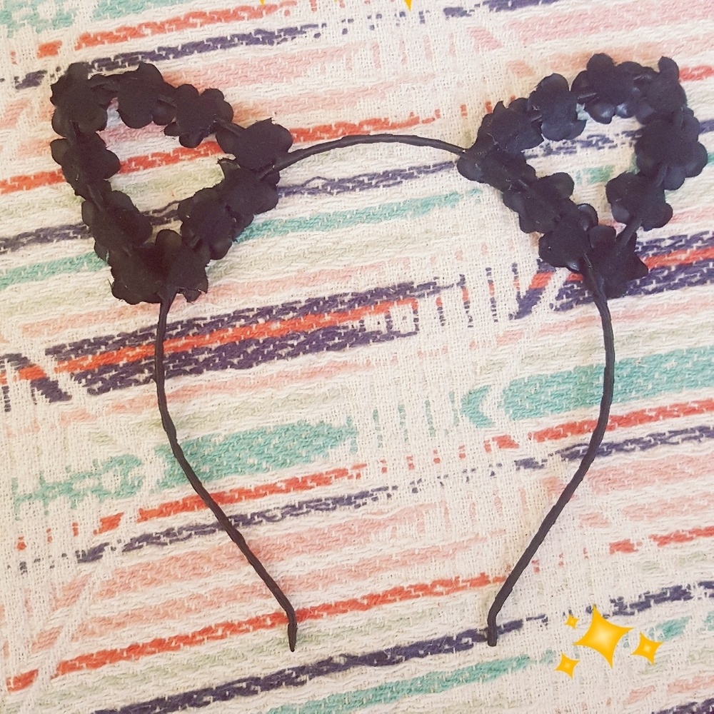 Black flower headband